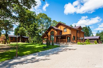 Площака Усадьба «Охотник у дуба» Shef-Povar